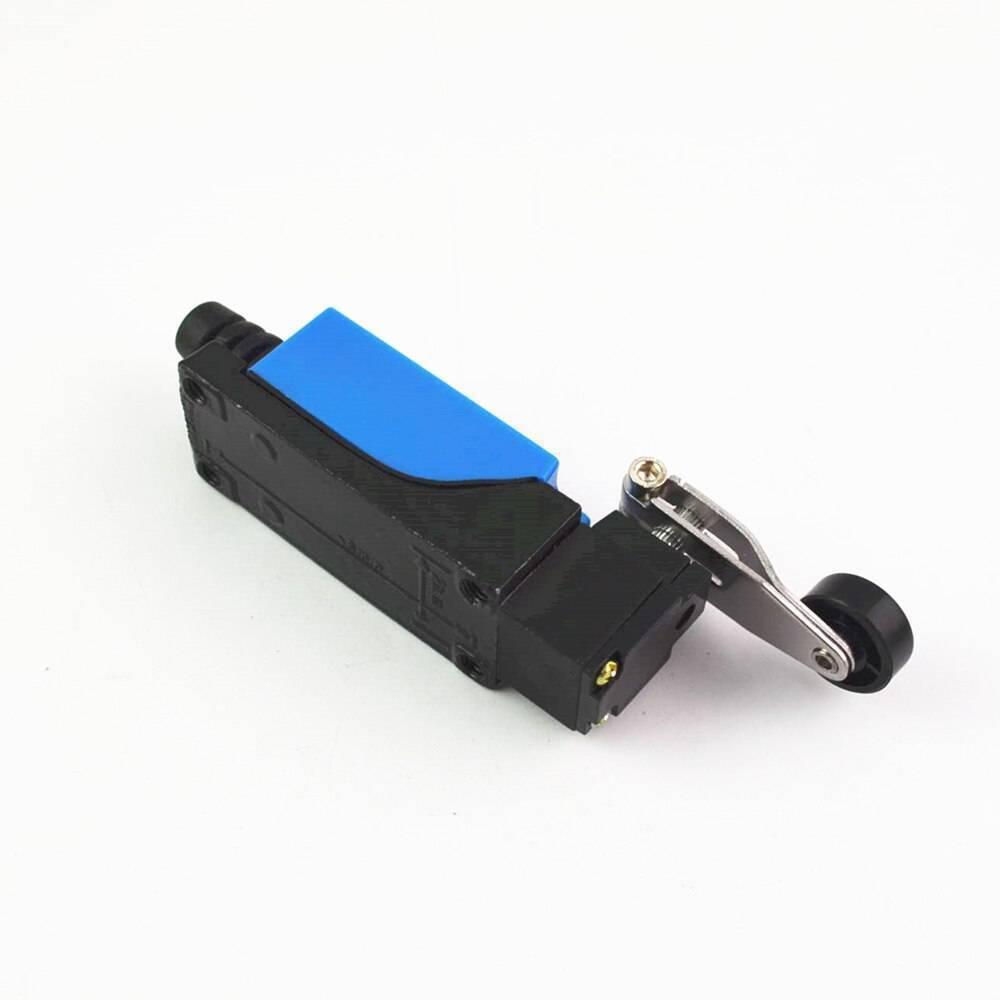 Me-8104 Rotary Plastic Roller Arm Enclosed Limit Switch - a black and blue rectangular switch body with a metal rotary arm and a plastic roller.