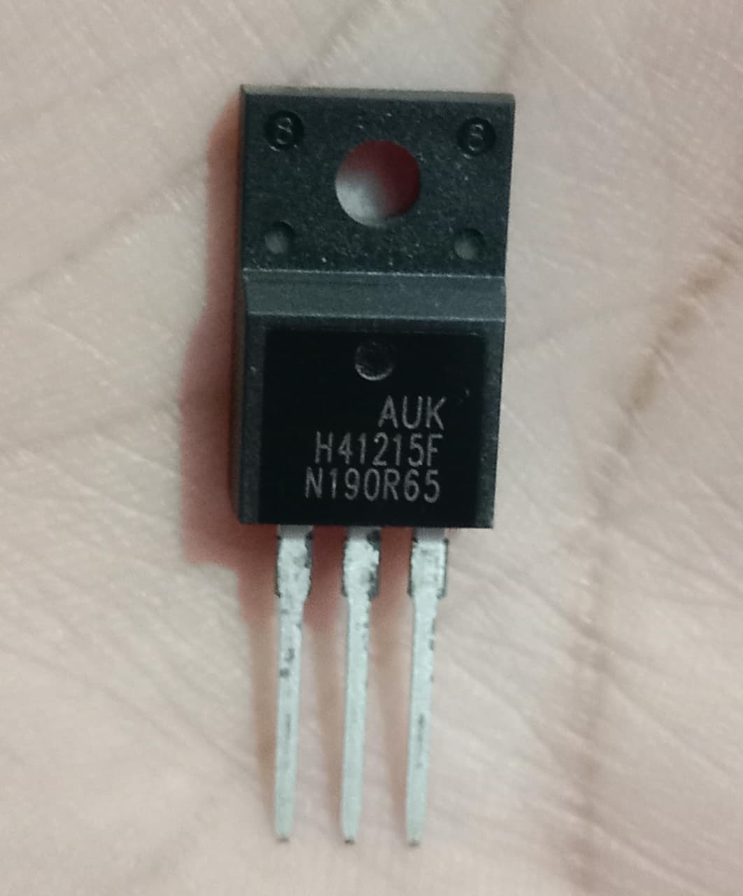 N190R65 650V 20A N-Channel Super Junction Power MOSFET - shown as a close-up of a black, three-pin electronic component with AUK H41215F N190R65 printed.