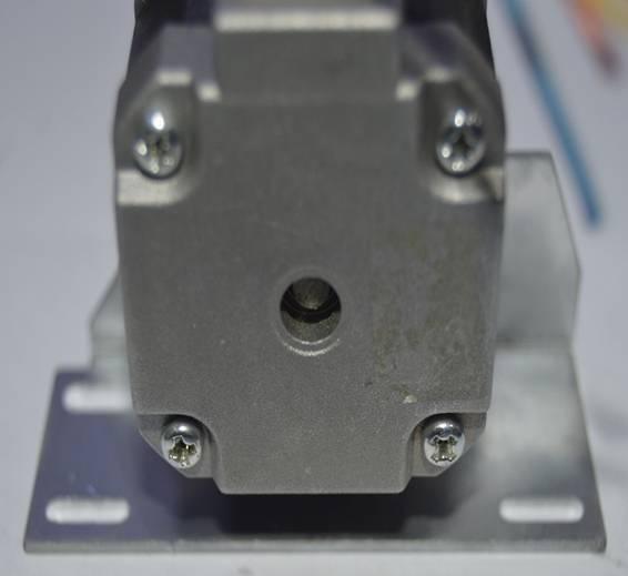 NEMA17 Stepper Motor Mounting Bracket NEMA17 Fitting - a close-up showing a silver metal L-shaped bracket attached to the face of a NEMA17 stepper motor.