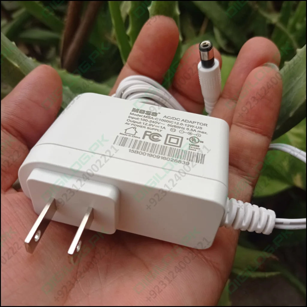 New High Quality 220v To 12v 1a Ac Dc Adapter In Pakistan