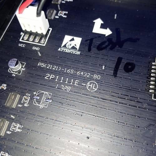 P5 Outdoor LED Panel Digital Screen Module 320x160mm 64x32 Dots Pixel RGB Full Color LED Advertising Board - a close-up of a black circuit board with a white power connector, surface-mount components, and text markings.