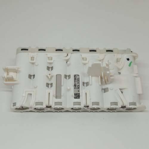 Pull-out High Quality 18650 3.7V 2600mAh Molicel Cell Battery - shown as a white plastic battery holder module with visible cell markings.