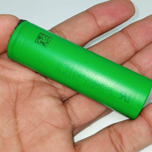 Pull-out US21700VTC6A Vtc6a Sony Murata Original Japanese 21700 Lithium Ion Cell 3.7V 4100mA Li Ion Battery Cell - the green cylindrical body with printed technical text and a QR code.