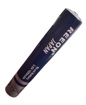 Rechargeable Ni-Cd Battery 3.6V 1800mAh - a cylindrical blue battery labeled Reeon Japan, shown at an angle against a white background.