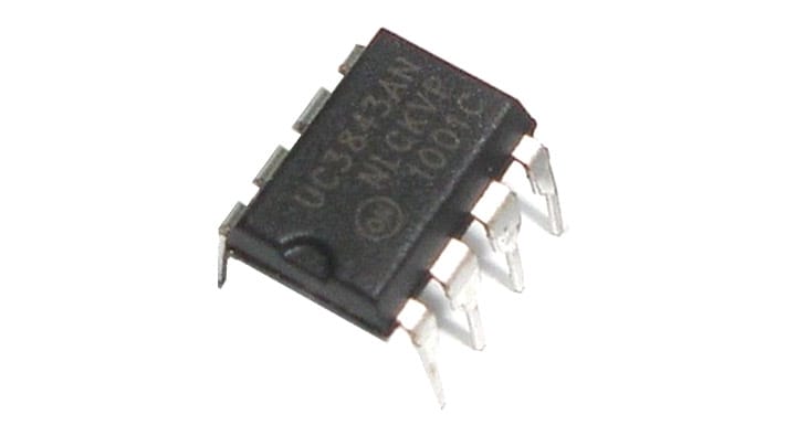 UC3843 Current Mode PWM Controller IC DIP-8 Package - a black 8-pin integrated circuit with white text showing UC3843AN printed on its top surface.